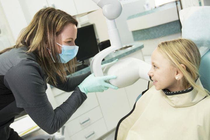How Technology Is Transforming the Dental Clinic Experience